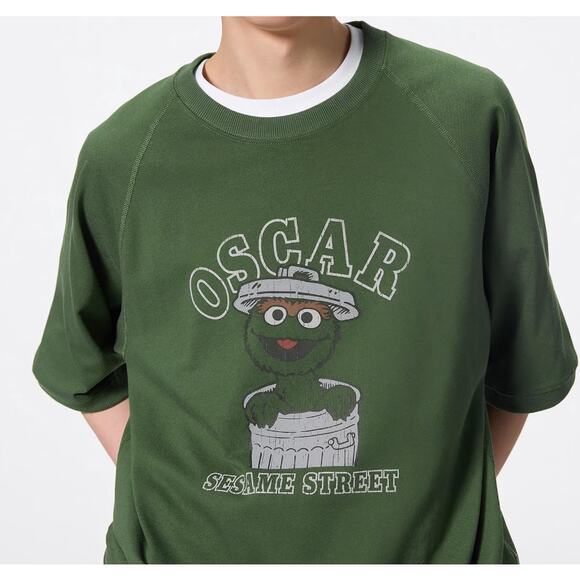 GU (Uniqlo) Sesame Street Oscar the Grouch Half Sleeve Sweat Look T-shirt Green - Picture 2 of 13